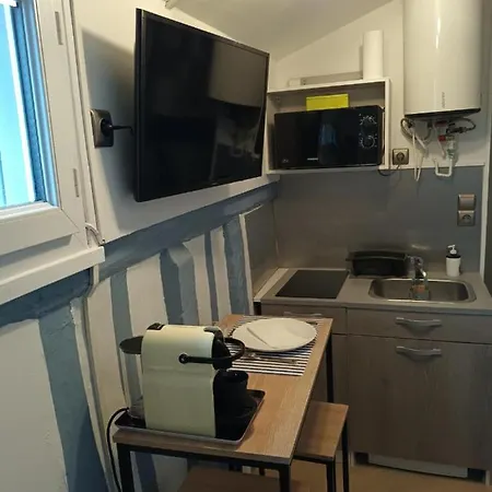 Quartier Des Antiquaires Hotel